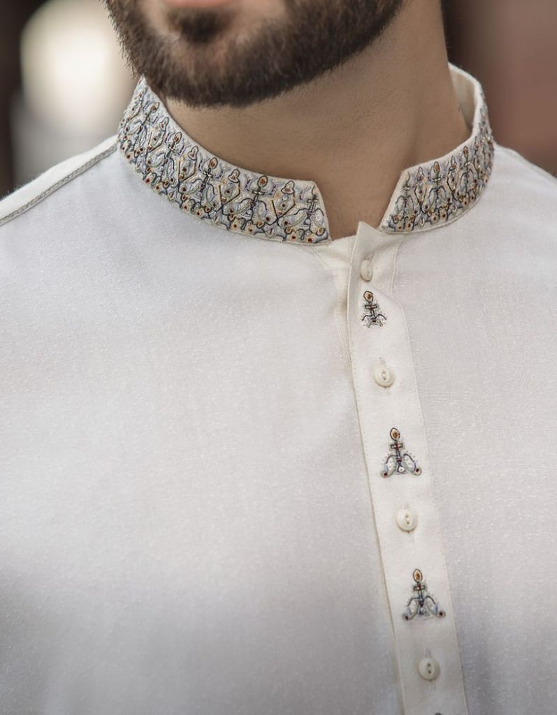 Al Araf fabric craftsmanship