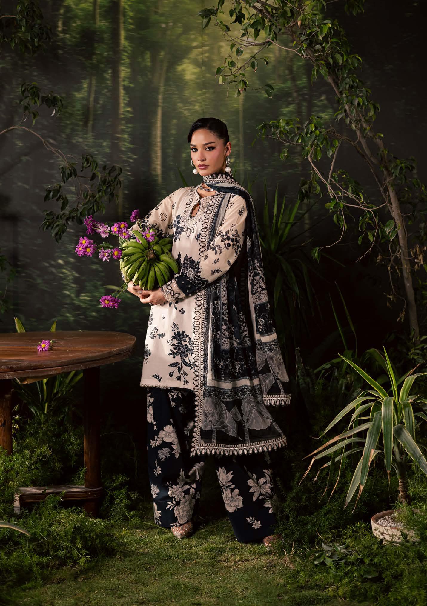 Ebony & Ivory Floral